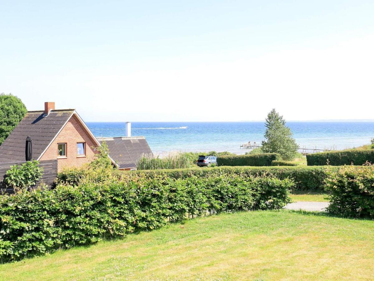 6 Person Holiday Home In Hesselager ภายนอก รูปภาพ