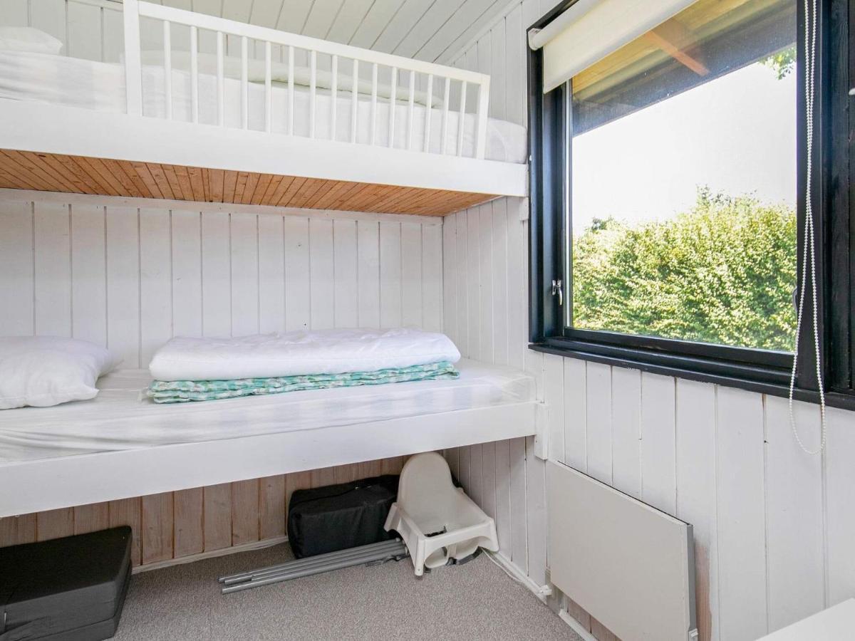 6 Person Holiday Home In Hesselager ภายนอก รูปภาพ