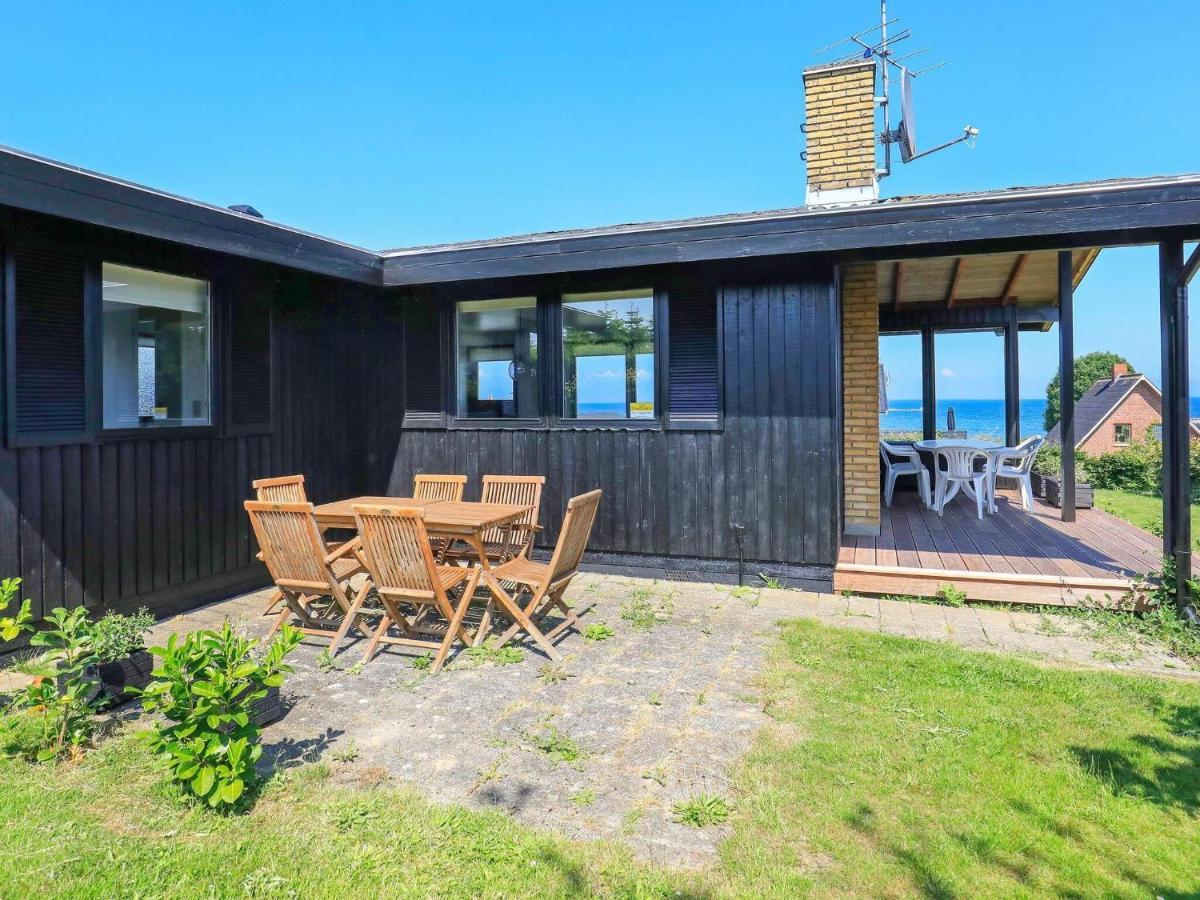 6 Person Holiday Home In Hesselager ภายนอก รูปภาพ